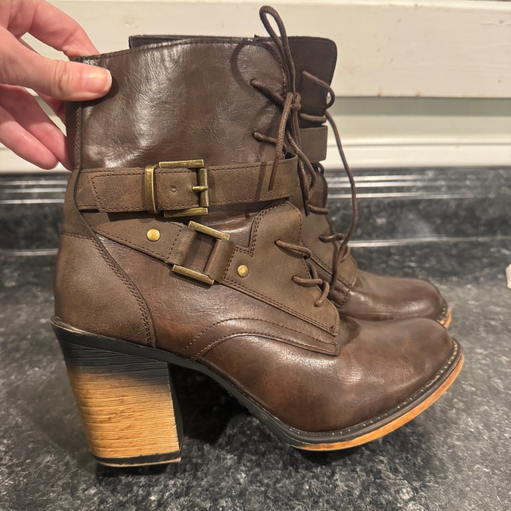 Pierre Dumas Ravenna Brown Buckle Boots Womens Size 8.5 Lace Up Ankle Heeled